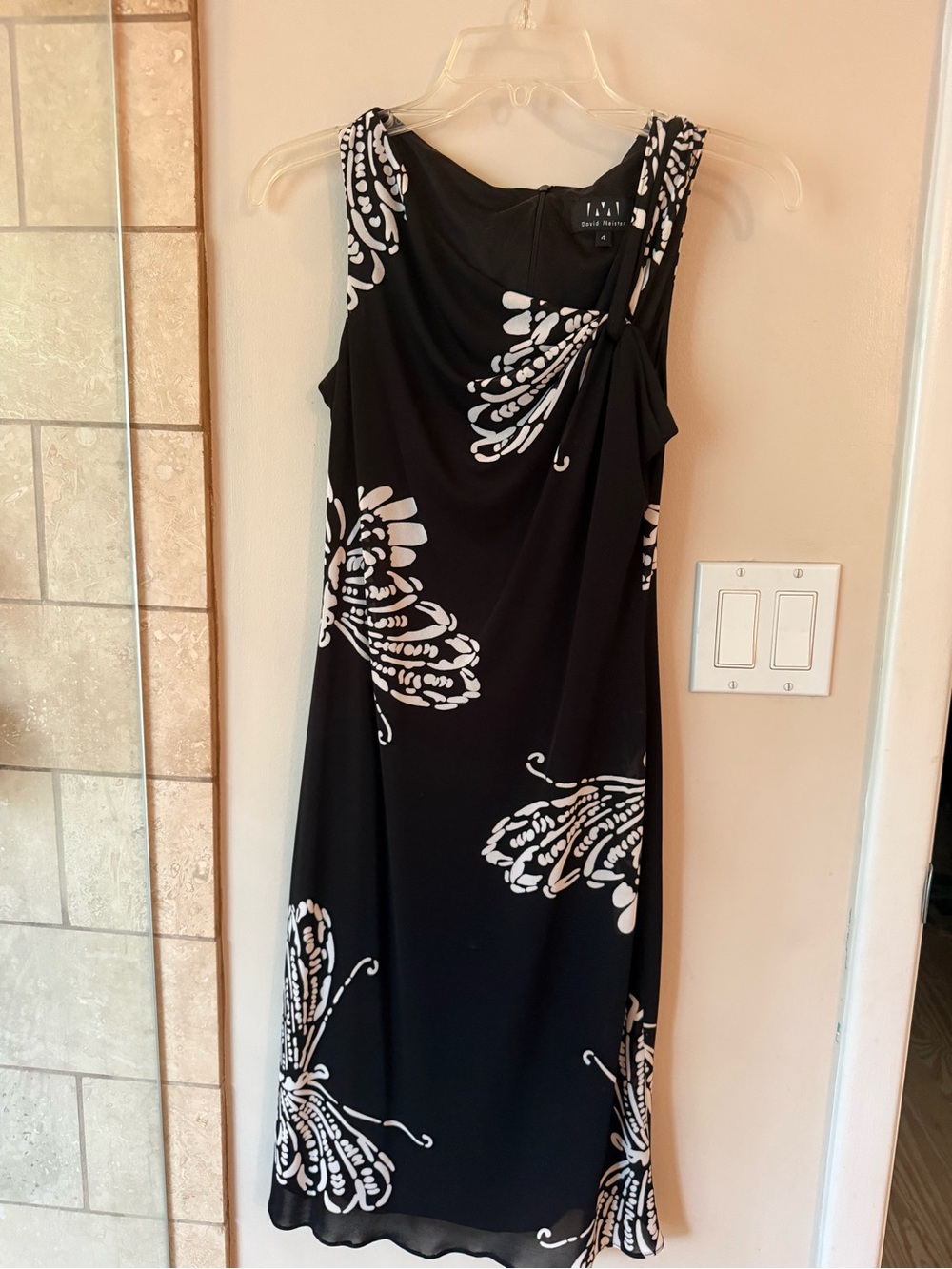 David meister size 4 Black & White Sleeveless Print Midi Dress